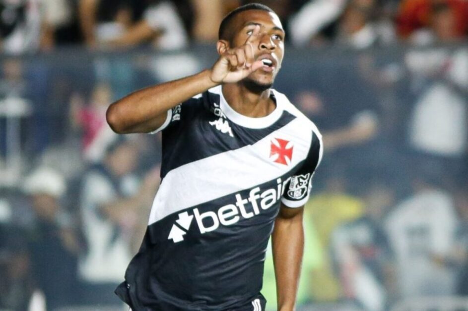 Vasco derruba Melgar sem resistência e segue na Sul-Americana