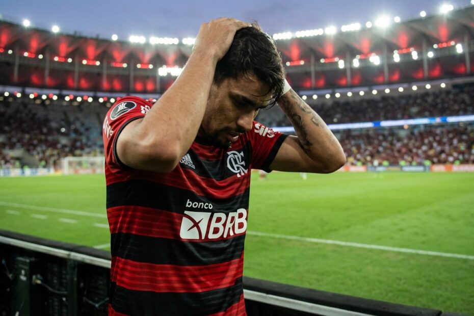 Lucas Paquetá lamenta chance perdida em sua reestreia pelo Flamengo